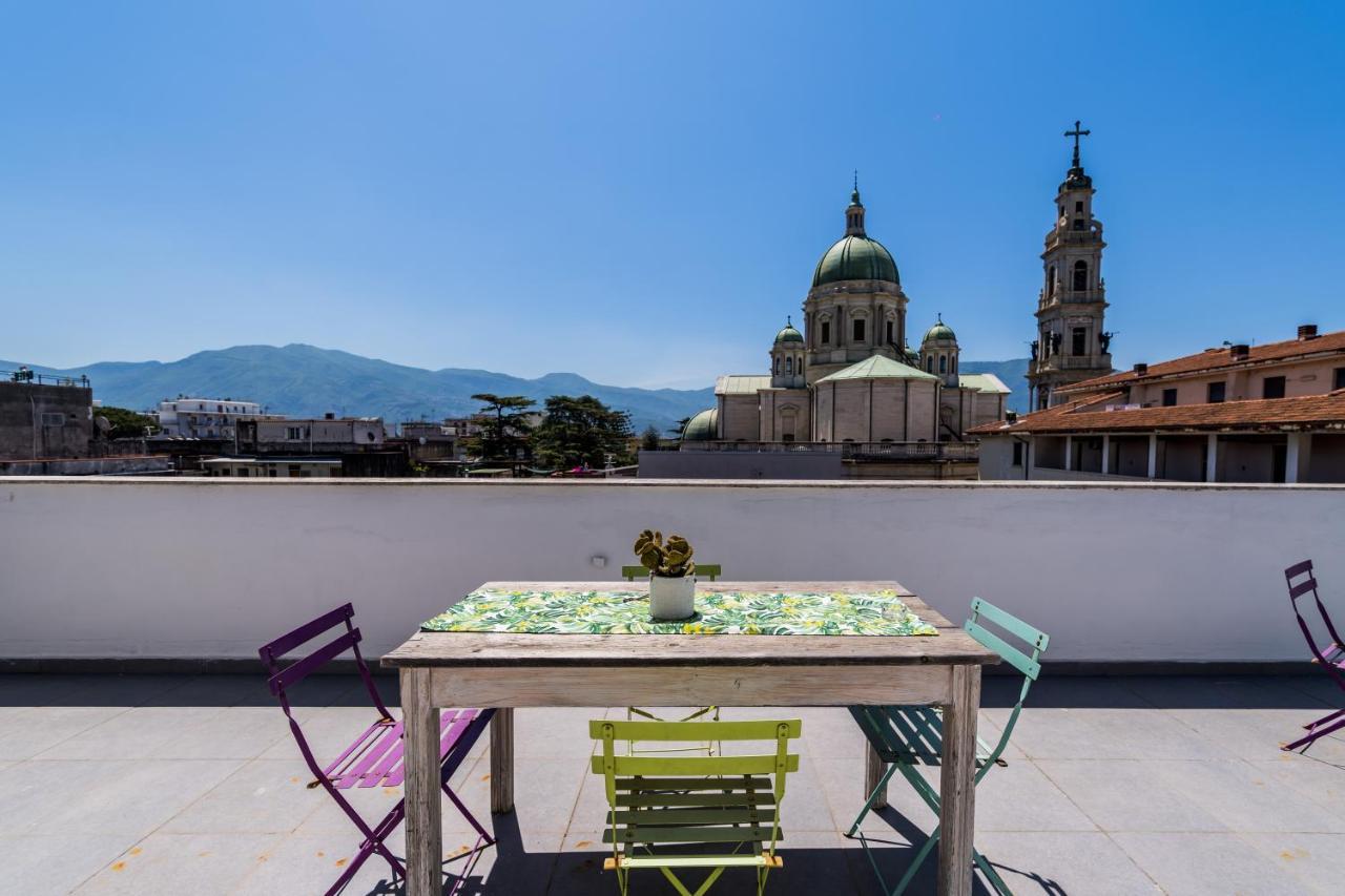 Flamingo B&B Pompei Bagian luar foto