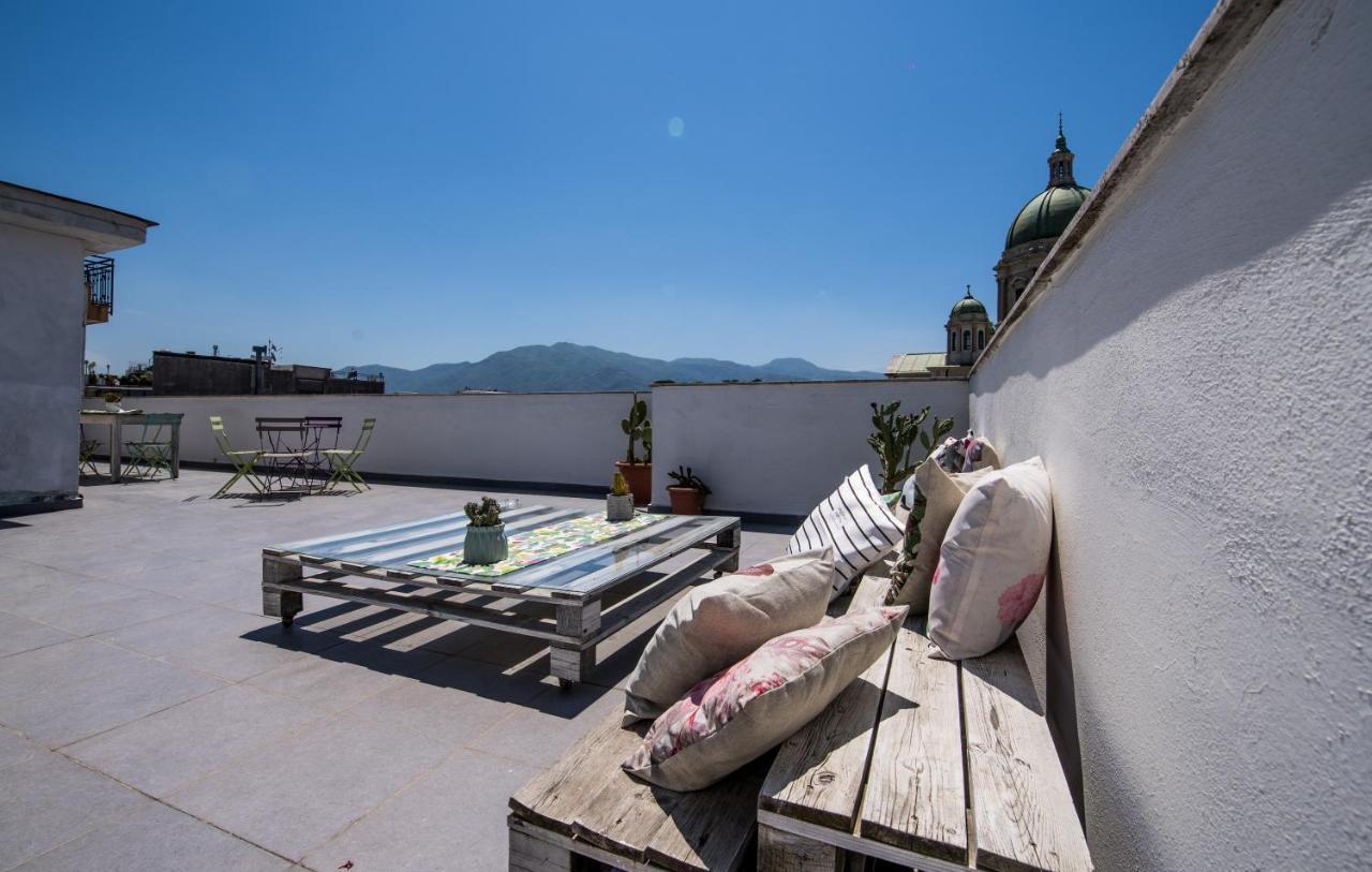 Flamingo B&B Pompei Bagian luar foto