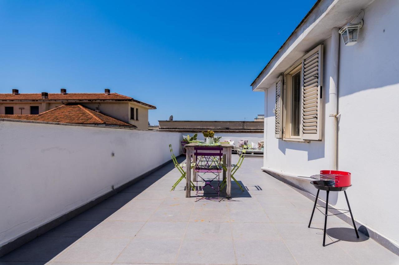 Flamingo B&B Pompei Bagian luar foto
